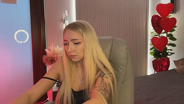 OhMyEmma online show from 02/28/26, 03:28