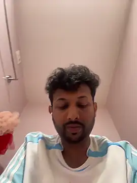 MIRTHICK2002 online show from 10/31/25, 11:29