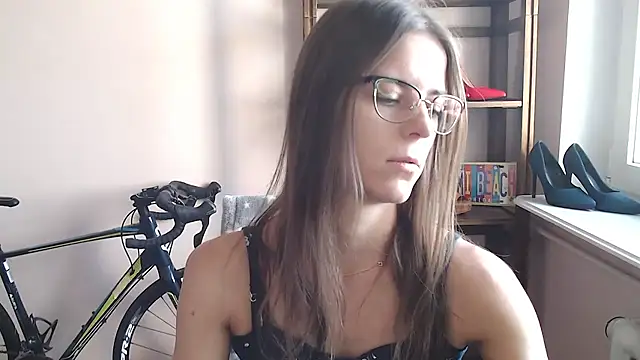 love megi online show from 04/11/26, 06:21