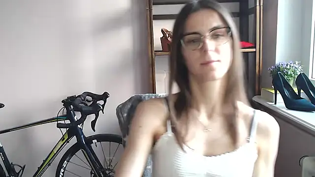 love megi online show from 02/09/26, 02:26