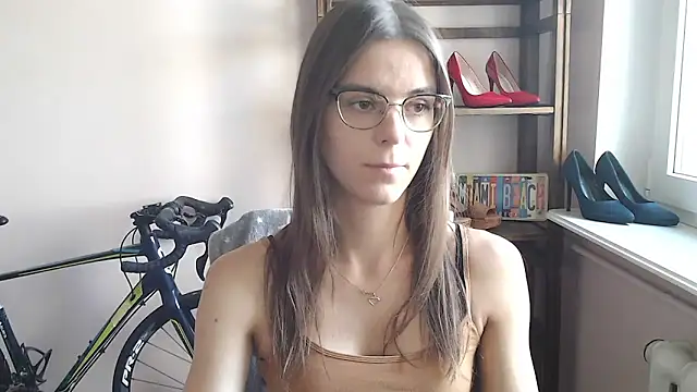 love megi online show from 05/09/26, 06:17