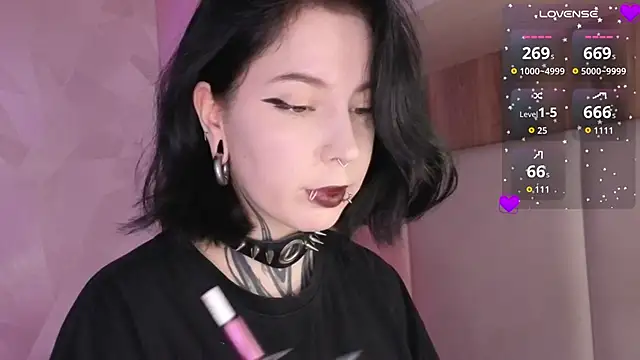 Snapshot of yourvodka chatting on 05/10/26, 06:17 yourvodka online show from 05/10/26, 06:17
