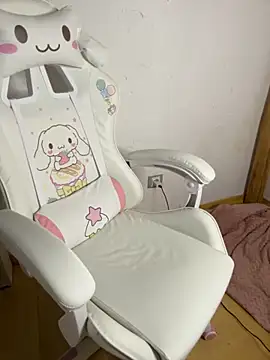 Bella Gloria online show from 11/06/25, 03:38