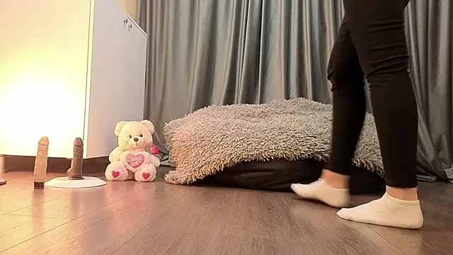 SunnyGlow online show from 11/08/25, 05:55