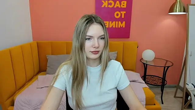 EvelineAmore online show from 05/10/26, 01:53