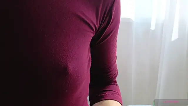 Kira mindnes online show from 07/06/26, 06:20