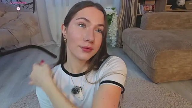 Snapshot of Kira_mindnes chatting on 11/21/25, 06:12 Kira mindnes online show from 11/21/25, 06:12