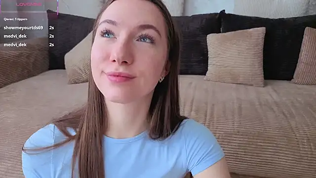 Kira mindnes online show from 04/23/26, 06:31
