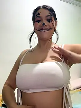 roldanmary online show from 10/31/25, 02:19