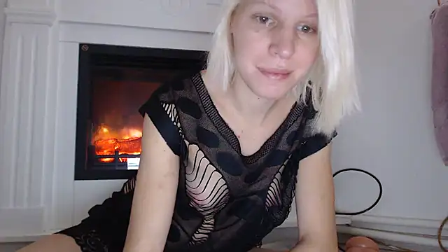 ElssaRush online show from 10/29/25, 05:50