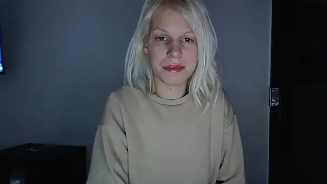 ElssaRush online show from 10/03/25, 11:17