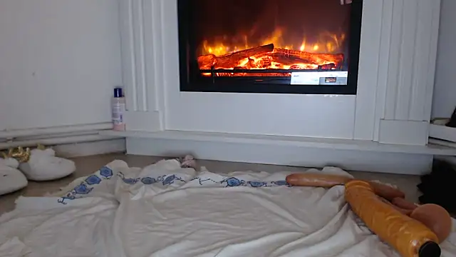 ElssaRush online show from 11/29/25, 12:49