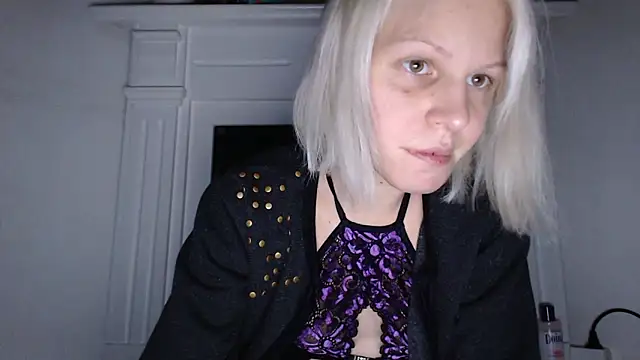 ElssaRush online show from 11/13/25, 05:50