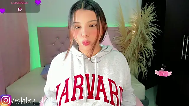 Ashley dolll online show from 03/27/26, 09:05