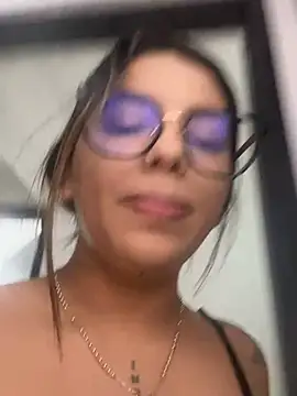 Snapshot of Ashley_dolll chatting on 06/20/26, 10:37 Ashley dolll online show from 06/20/26, 10:37