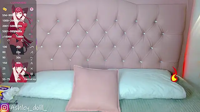Snapshot of Ashley_dolll chatting on 11/09/25, 11:20 Ashley dolll online show from 11/09/25, 11:20
