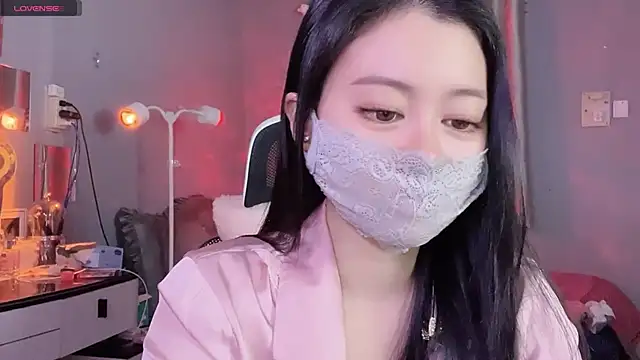 Snapshot of MI_KA22 chatting on 09/10/25, 05:01 MI KA22 online show from 09/10/25, 05:01