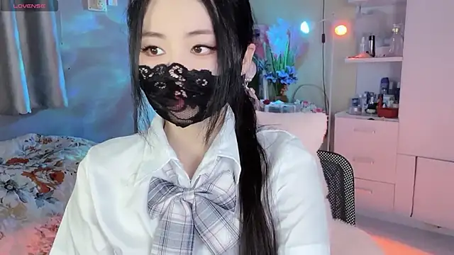 Snapshot of MI_KA22 chatting on 03/14/25, 04:32 MI KA22 online show from 03/14/25, 04:32