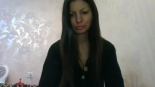 Snapshot of AliseWats chatting on 12/02/25, 08:54 AliseWats online show from 12/02/25, 08:54