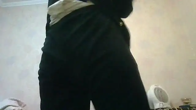 AliseWats online show from 04/14/26, 10:37