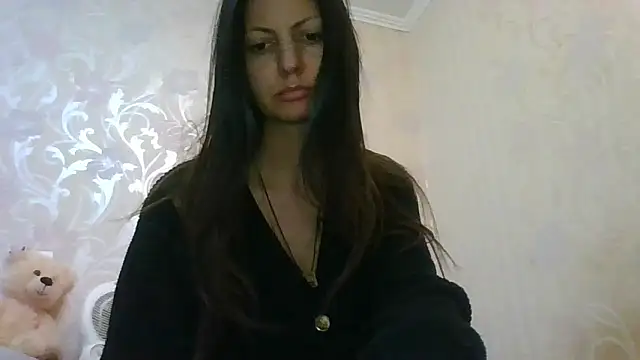 Snapshot of AliseWats chatting on 11/05/25, 03:15 AliseWats online show from 11/05/25, 03:15