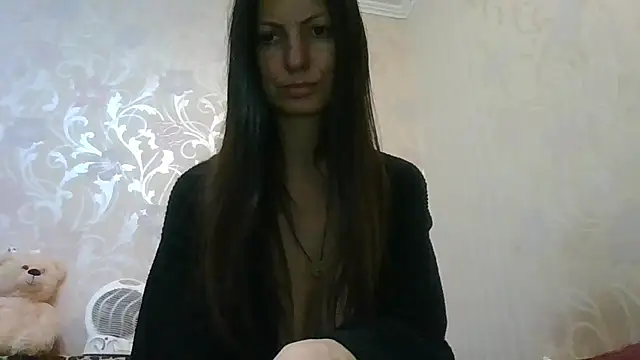 Snapshot of AliseWats chatting on 12/17/25, 04:34 AliseWats online show from 12/17/25, 04:34