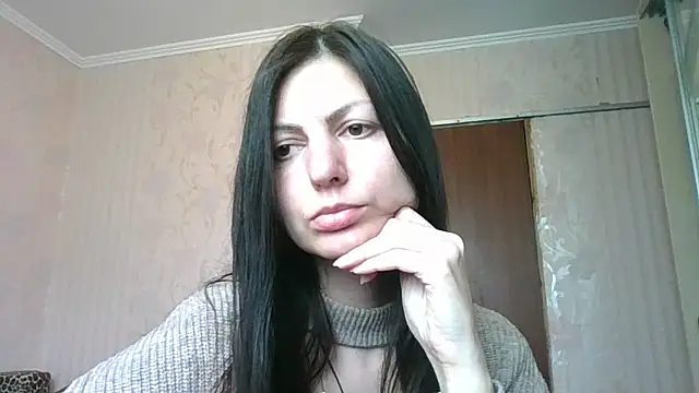 Snapshot of AliseWats chatting on 03/12/25, 01:51 AliseWats online show from 03/12/25, 01:51