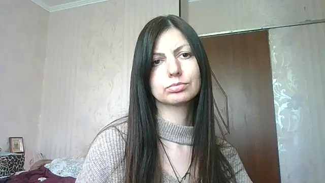 Snapshot of AliseWats chatting on 03/10/25, 01:32 AliseWats online show from 03/10/25, 01:32