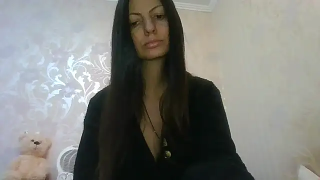 Snapshot of AliseWats chatting on 12/14/25, 09:31 AliseWats online show from 12/14/25, 09:31