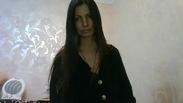 Snapshot of AliseWats chatting on 12/05/25, 08:50 AliseWats online show from 12/05/25, 08:50