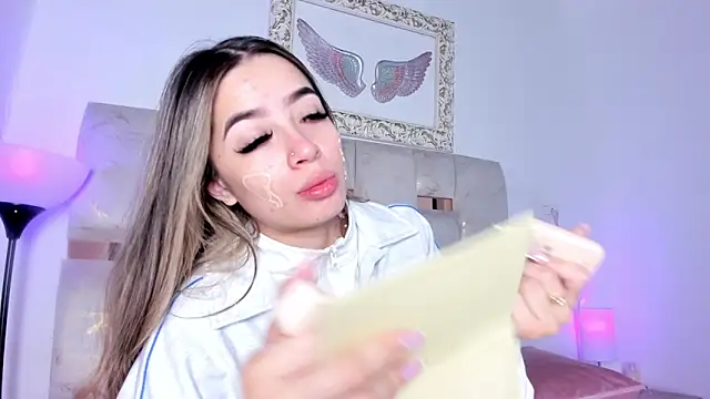 Lola Blondie online show from 12/01/25, 12:28