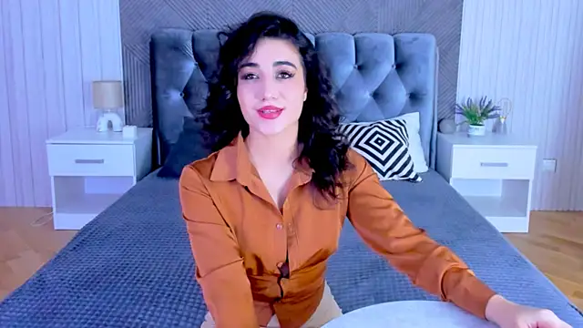 Snapshot of Maya_Rogerss chatting on 11/14/25, 02:43 Maya Rogerss online show from 11/14/25, 02:43