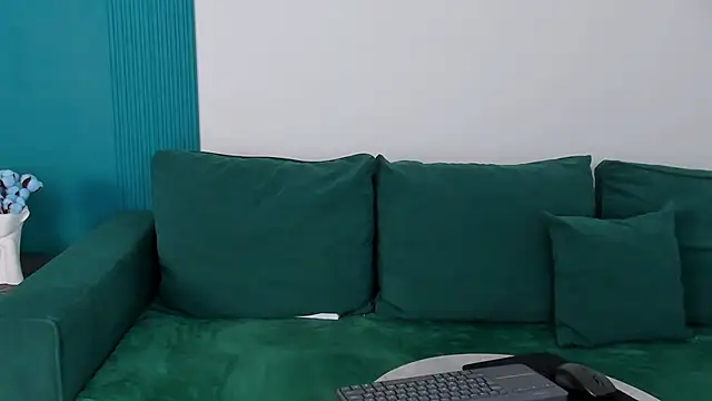 Snapshot of Maya_Rogerss chatting on 03/22/25, 08:48 Maya Rogerss online show from 03/22/25, 08:48