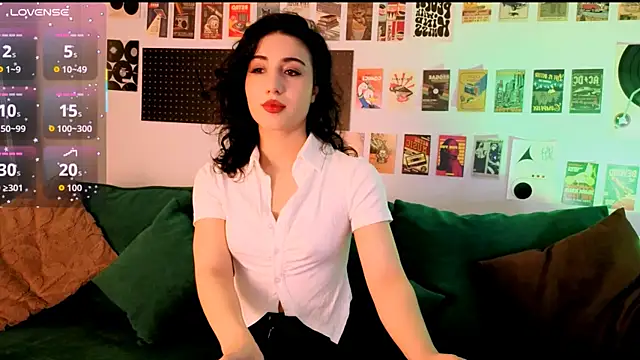 Maya Rogerss online show from 04/10/26, 02:46