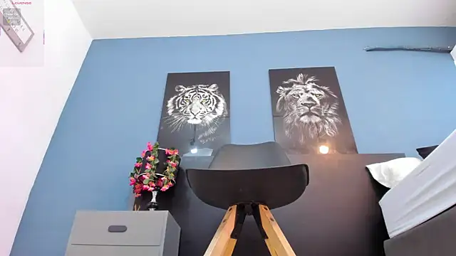 SophiaQueens online show from 02/11/26, 07:58