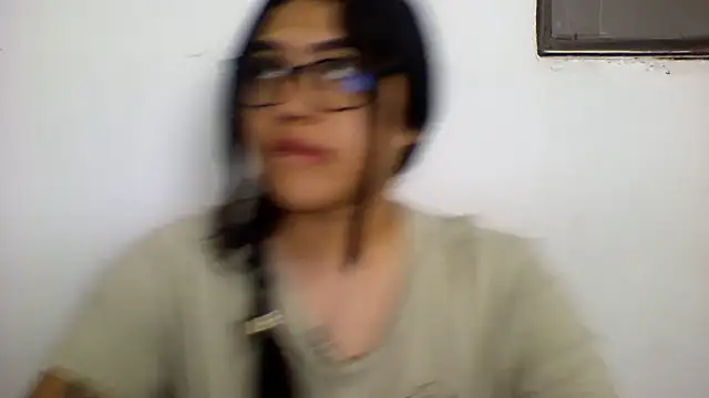 Snapshot of Harris_Annie chatting on 09/18/25, 10:02 Harris Annie online show from 09/18/25, 10:02