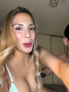 CarinaRose online show from 10/06/25, 10:10
