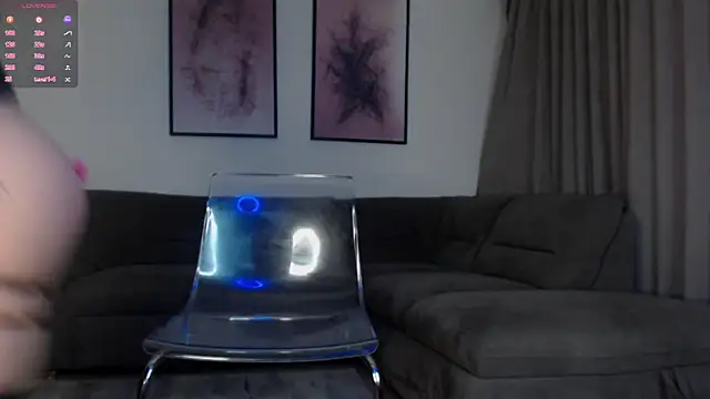 reinakylie online show from 11/17/25, 02:10