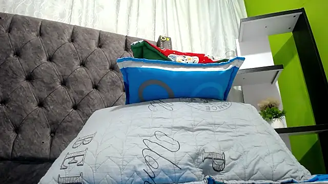 Snapshot of ANA-BULLOCK- chatting on 12/02/25, 11:56 ANA-BULLOCK- online show from 12/02/25, 11:56