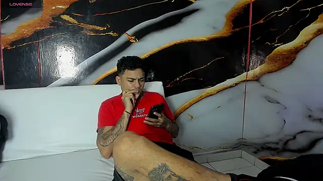 hot dirty paradise 66 online show from 05/30/26, 08:47