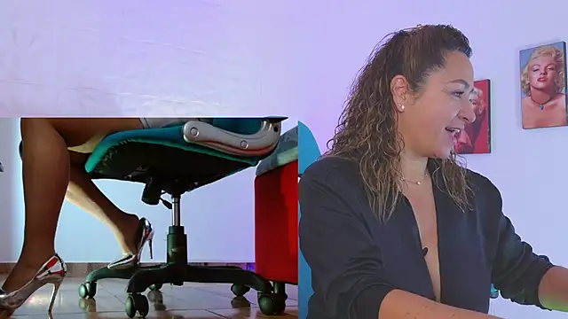 weet Evans    online show from 11/21/25, 03:05