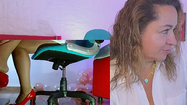 weet Evans    online show from 11/19/25, 03:06