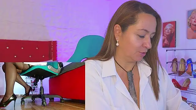 weet Evans    online show from 10/07/25, 03:40