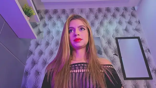 Snapshot of _Gabytaylor chatting on 11/10/25, 11:37 Gabytaylor online show from 11/10/25, 11:37