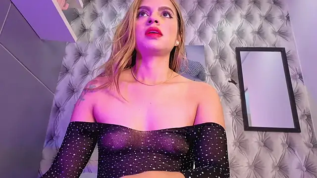 Snapshot of _Gabytaylor chatting on 11/21/25, 11:31 Gabytaylor online show from 11/21/25, 11:31