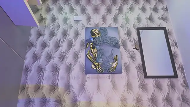 Snapshot of _Gabytaylor chatting on 11/12/25, 11:36 Gabytaylor online show from 11/12/25, 11:36