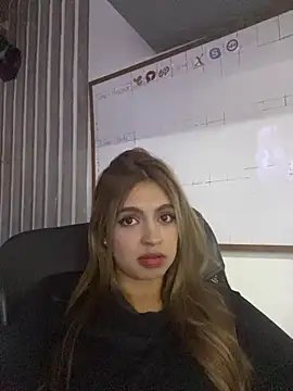 Snapshot of _Gabytaylor chatting on 10/15/25, 11:46 Gabytaylor online show from 10/15/25, 11:46