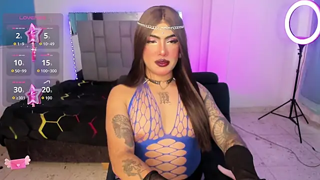Snapshot of Sophie_whitexxx chatting on 05/28/26, 09:43 Sophie whitexxx online show from 05/28/26, 09:43