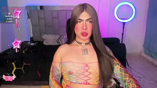 Sophie whitexxx online show from 07/16/26, 01:46