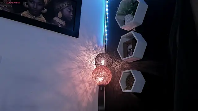 Snapshot of Heli-kowski chatting on 03/20/25, 06:30 Heli-kowski online show from 03/20/25, 06:30